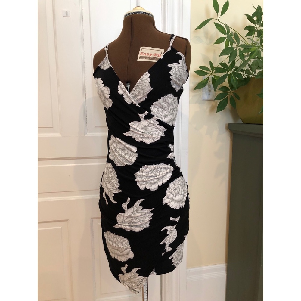 Stretchy black and white slinky dress